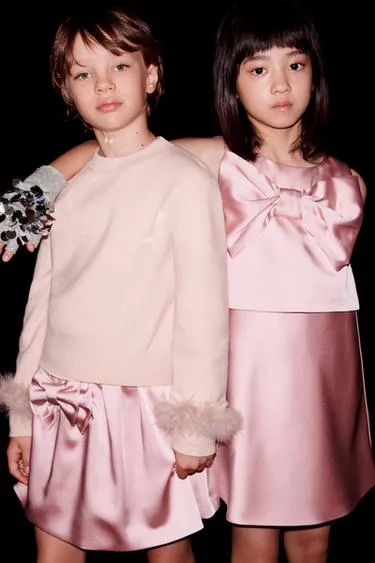 Вязаный джерси с перьями- Заказать в России