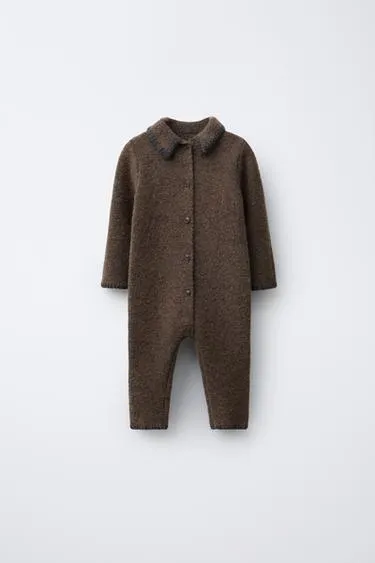 Комбинезон из вязаного материала с контрастными деталями- Заказать в России