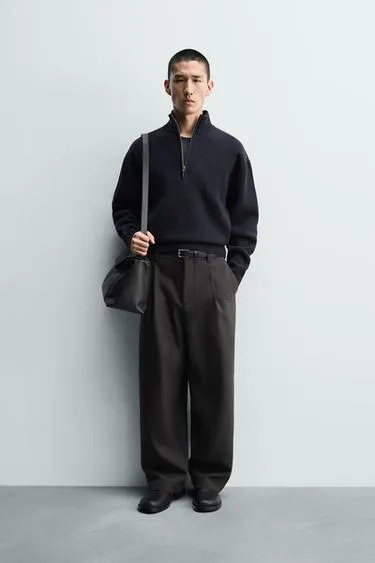 Свитер с застежкой-молнией