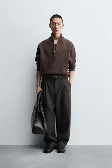 Свитер с застежкой-молнией на воротнике- Заказать в России