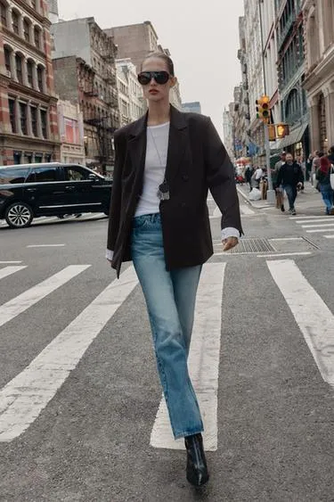 Двубортный блейзер OVERSIZE в тонкую полоску- Заказать в России