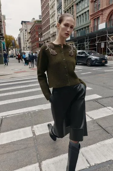 Кардиган с бисером- Заказать в России