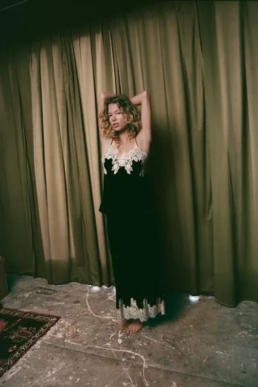 Юбка-миди из кружевного бархата- Заказать в России