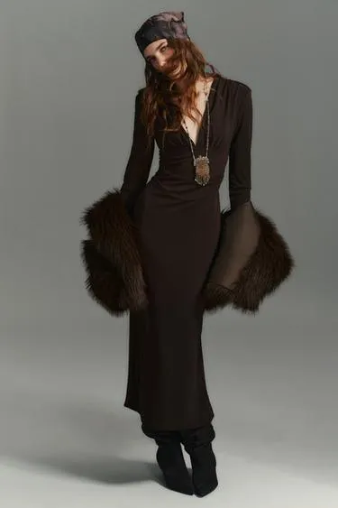 Платье миди со сборками- Заказать в России