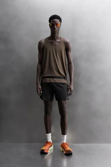 Легкая майка для бега- Заказать в России