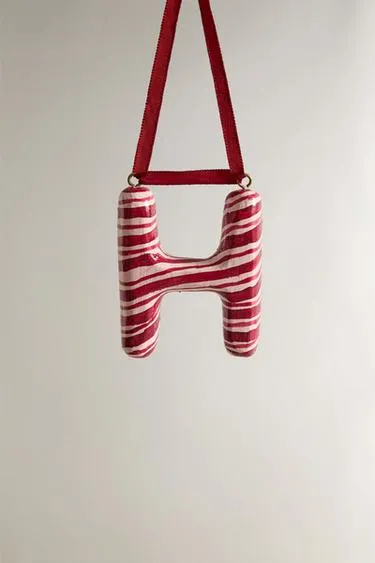 Рождественский украшение - буква н