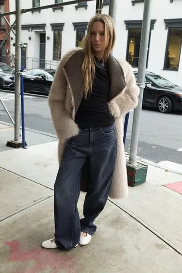 Футболка с боковой драпировкой- Заказать в России