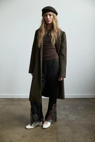 Футболка с боковой драпировкой