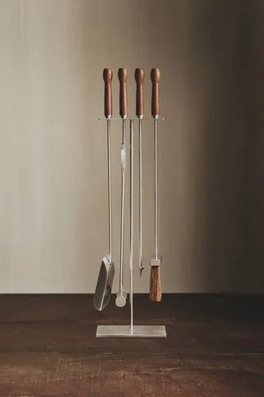 Подставка для аксессуаров каминов из стали- Заказать в России