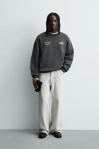 Толстовка с комбинированным принтом- Заказать в России