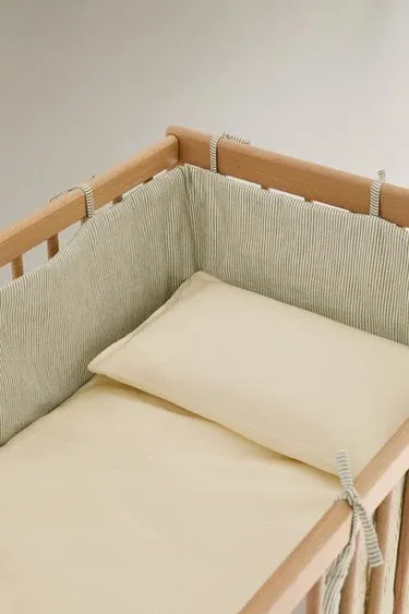 Чехол для борта кроватки из муслина в полоску- Заказать в России