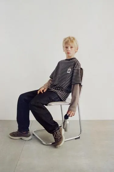 Двухслойная футболка в полоску- Заказать в России