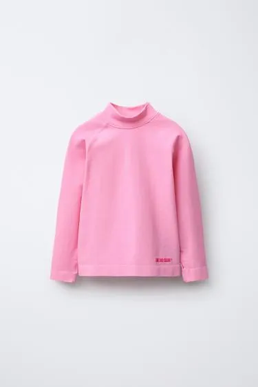 Термофутболка в рубчик с рельефной надписью- Заказать в России