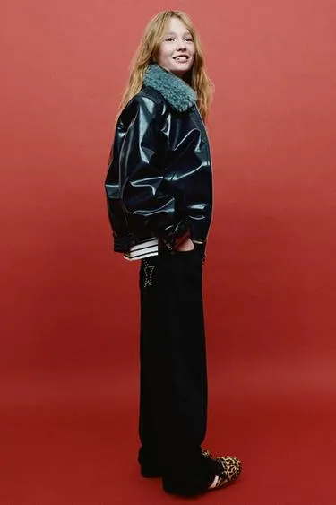 Джинсы WIDE LEG с заклепками «звезды»- Заказать в России