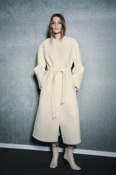 Кожаные ботильоны на каблуке LIMITED EDITION- Заказать в России