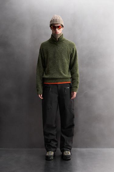 Zara Свитер из шерсти с воротником на молнии