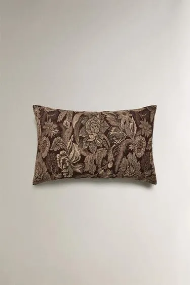 Наволочка с вышивкой цветочного узора- Заказать в России