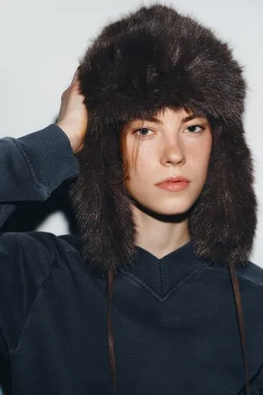 Шапка-ушанка с мехом- Заказать в России