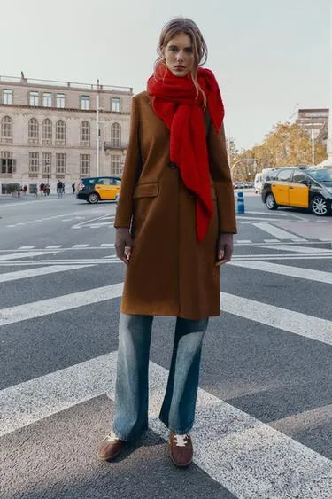 Треугольная шаль с ажурным узором