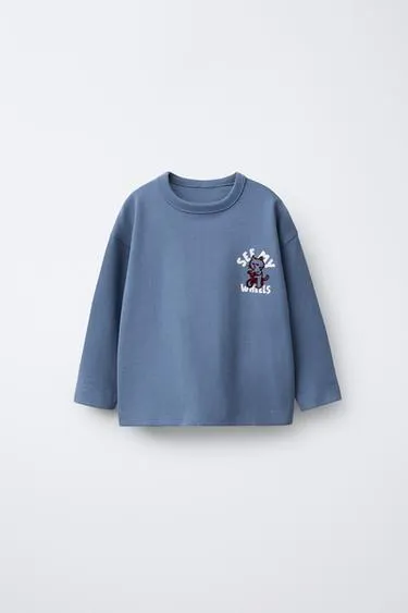 Толстовка с рельефным принтом животных