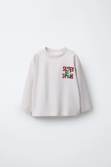 Толстовка с рельефным принтом животных