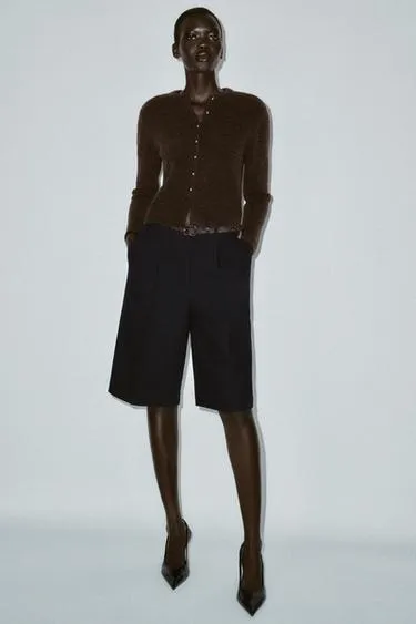 Вязаный кардиган с круглыми пуговицами