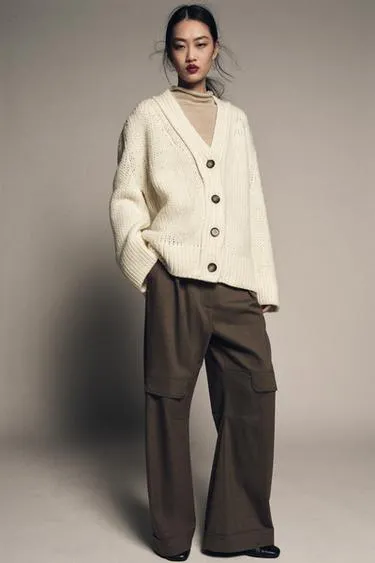 Кардиган из 100% шерсти с V-образным вырезом- Заказать в России