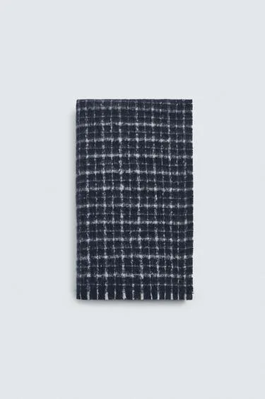 Шарф с начесом в клетку