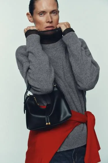 Мини-сумка с декоративными шариками- Заказать в России