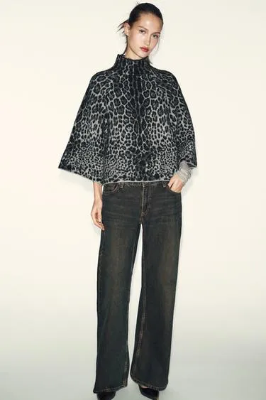 Свитер с широкими рукавами- Заказать в России