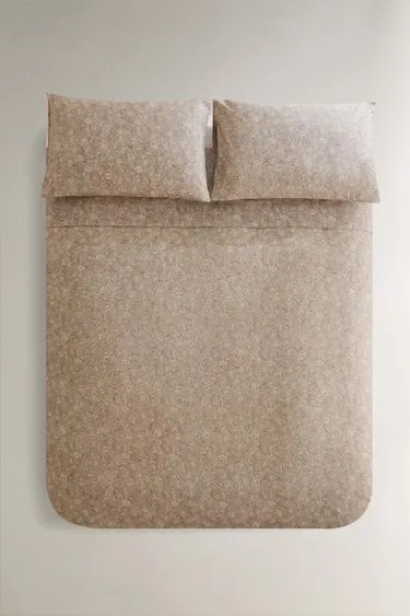 Постельное белье с цветочным принтом