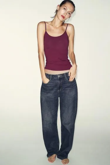 Майка из полиамида на тонких бретелях- Заказать в России