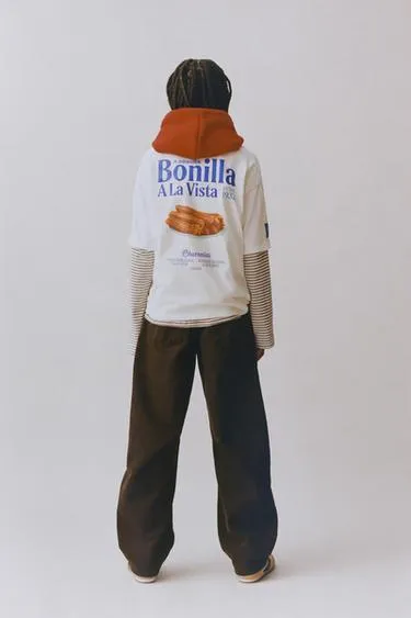 Футболка с принтом BONILLA A LA VISTA ® X ZARA- Заказать в России