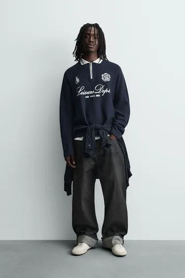 Поло с контрастным принтом- Заказать в России