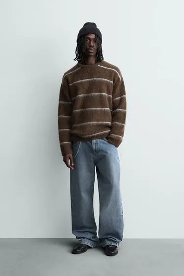 Свитер из рельефной ткани в полоску- Заказать в России