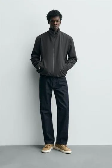 Кожаные кроссовки