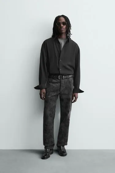 Джинсы STRAIGHT FIT жаккард с абстрактным узором