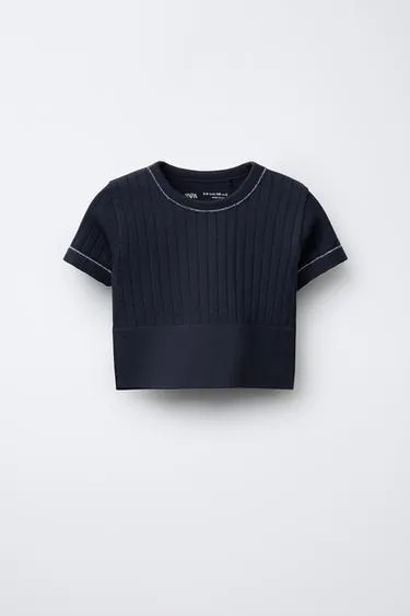 Бесшовная футболка для спорта с блестящей отделкой