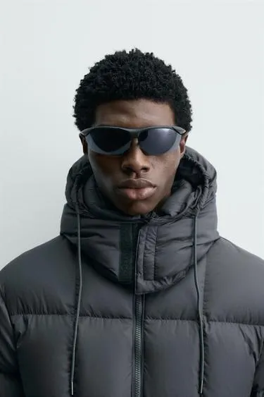 Легкие солнцезащитные очки