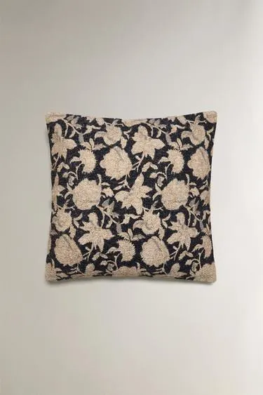 Наволочка с цветочным принтом- Заказать в России