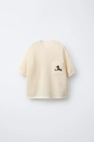 Трикотажная футболка с вышивкой и карманом