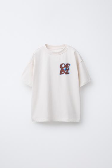 Футболка с рельефным текстовым принтом