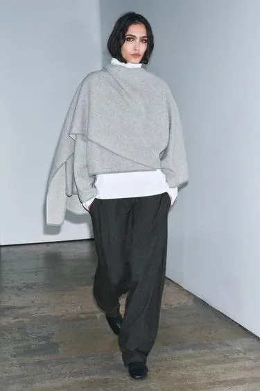 Короткое пальто из 100% шерсти с шарфом- Заказать в России