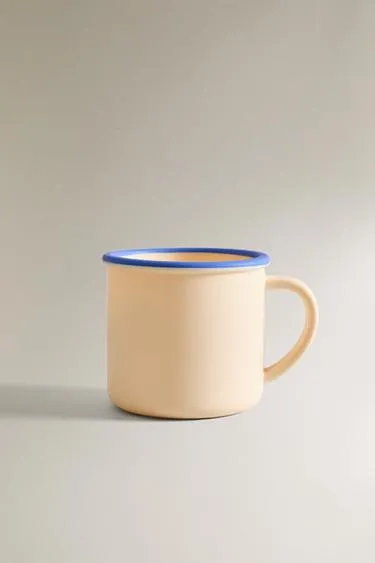 Детская чашка с контрастным силиконовым краем