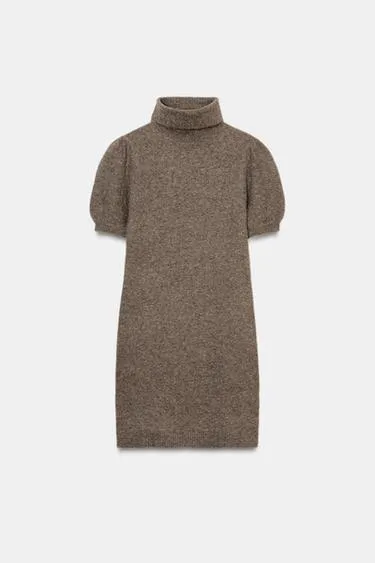 Трикотажное мини-платье