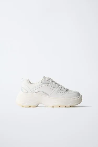 Спортивные кроссовки на объемной подошве- Заказать в России