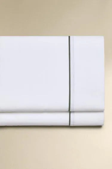 Простыня из пике с обшивкой
