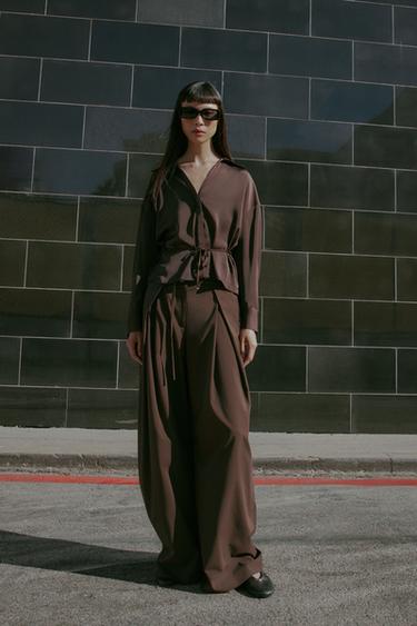 Zara Атласная блузка с поясом