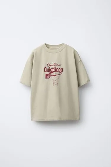 Футболка с принтом «мяч»