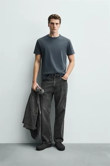 Базовая футболка MEDIUM WEIGHT- Заказать в России